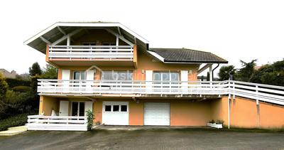 Maison - 170 m² - 6 pièces