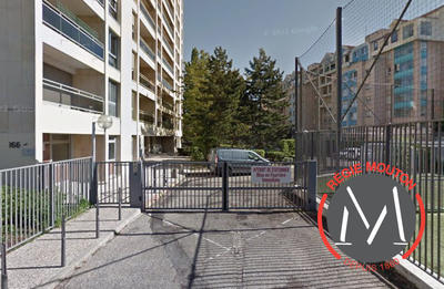 Parking / Garage - 8 m²