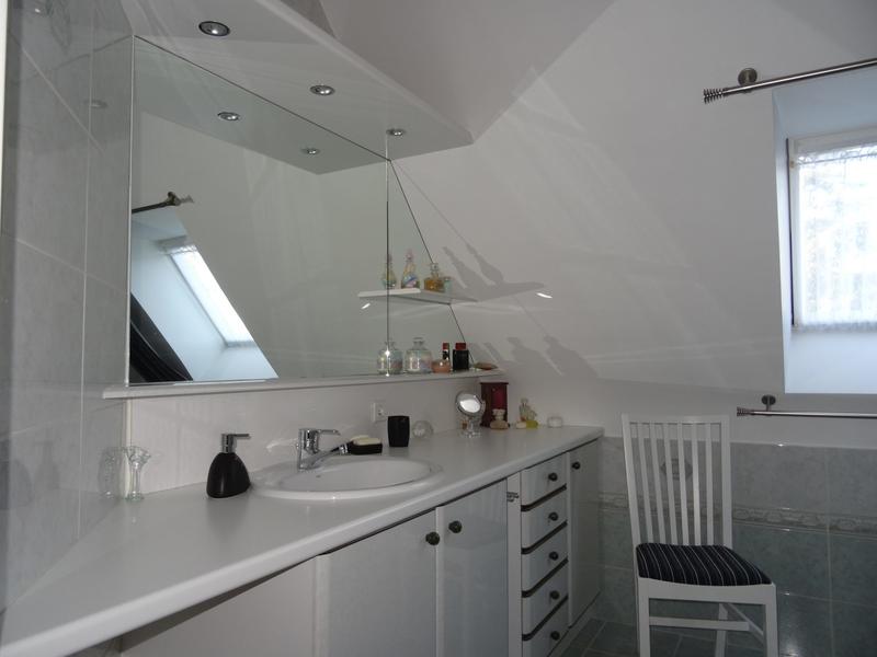 Maison - 195 m² - 11 pièces