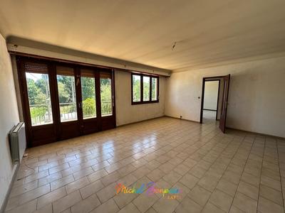 Maison - 117 m² - 6 pièces