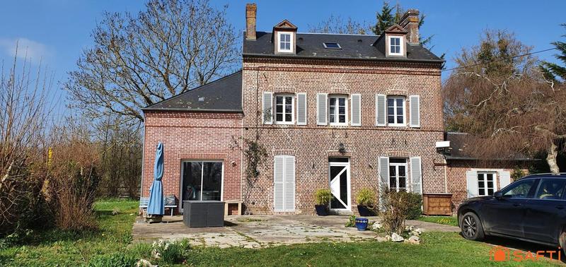 Maison de maîtres - 175 m² - 12 pièces