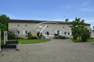 Maison ancienne - 294 m² - 10 pièces