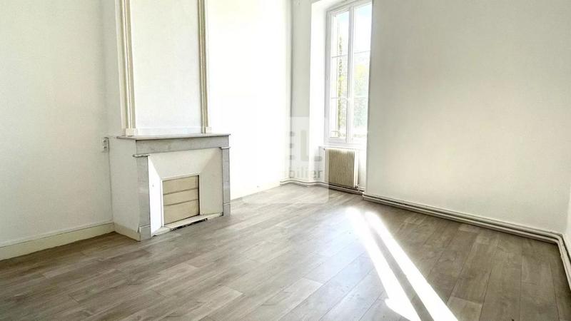 Immeuble - 456 m² - 13 pièces