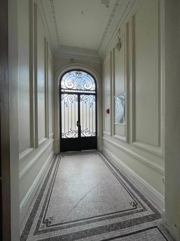 Appartement - 125 m² - 5 pièces