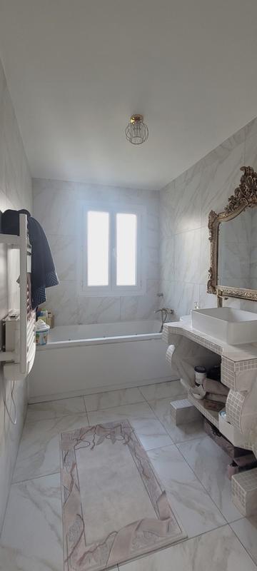 Appartement - 74 m² - 3 pièces