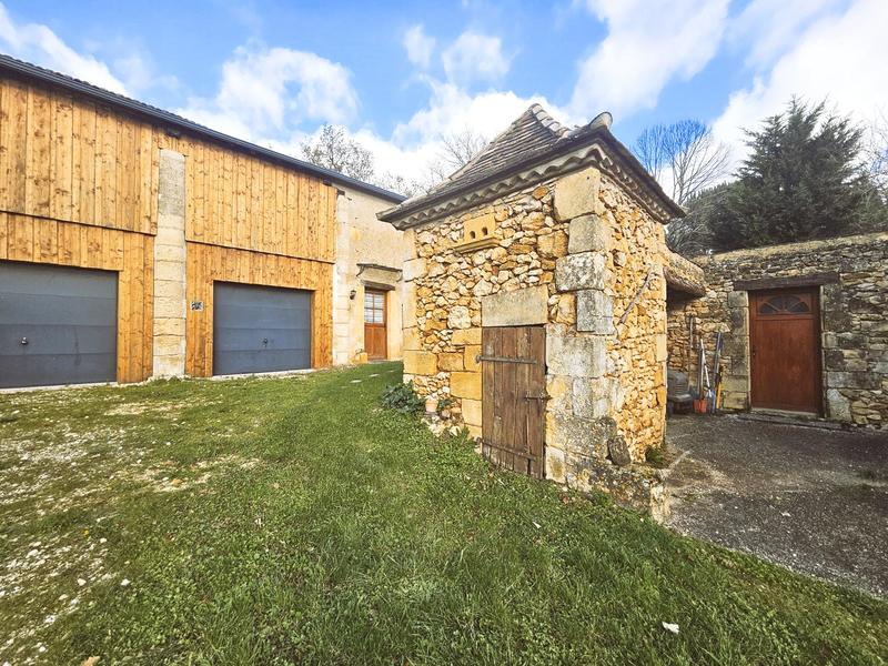 Maison ancienne - 289 m² - 10 pièces