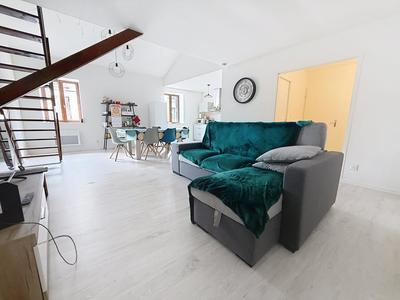 Appartement - 81 m² - 3 pièces