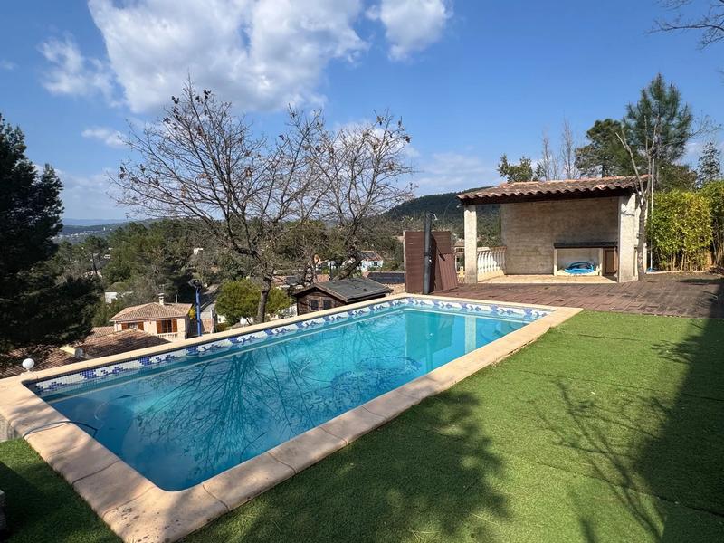 Maison - 153 m² - 6 pièces