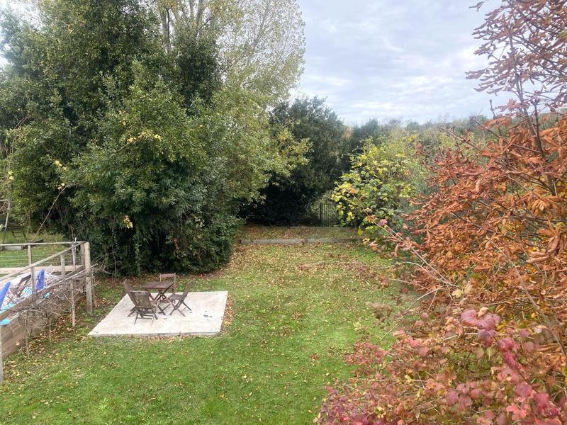 Maison - 219 m² - 9 pièces