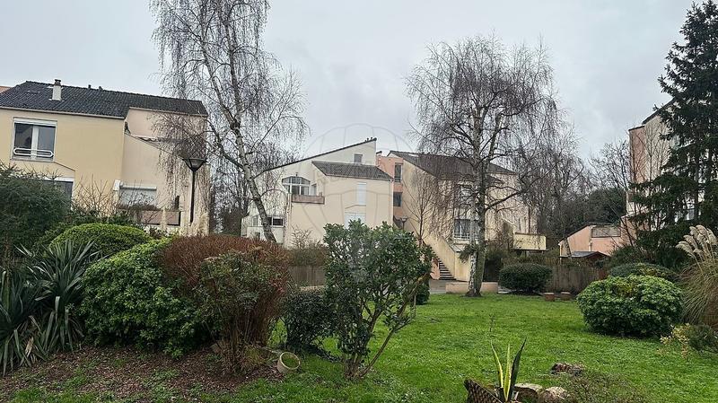 Duplex - 96 m² - 5 pièces