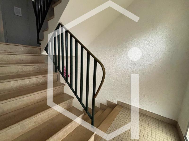 Immeuble - 305 m² - 16 pièces