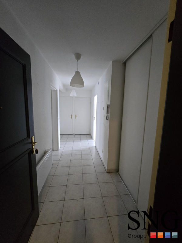 Appartement - 67 m² - 3 pièces