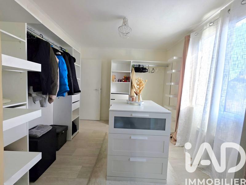 Maison - 110 m² - 6 pièces