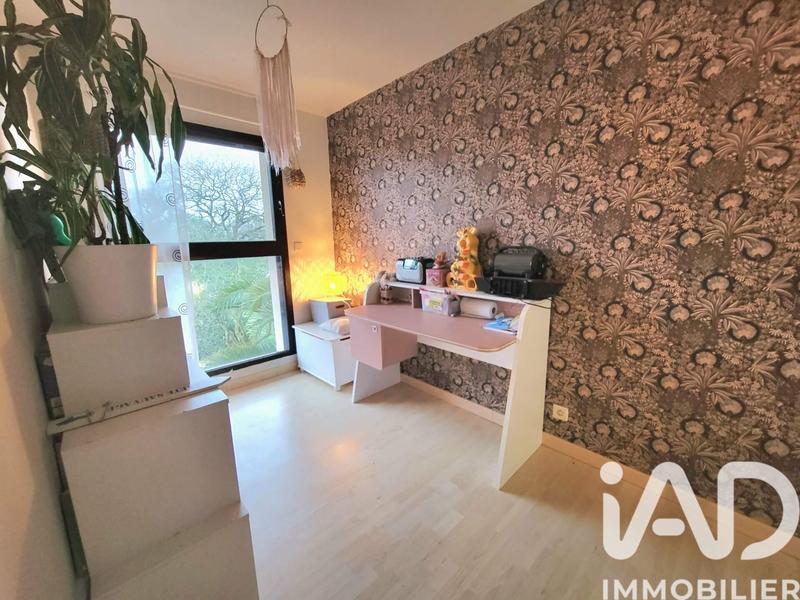 Maison - 200 m² - 5 pièces