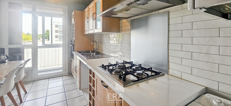 Appartement - 94 m² - 4 pièces