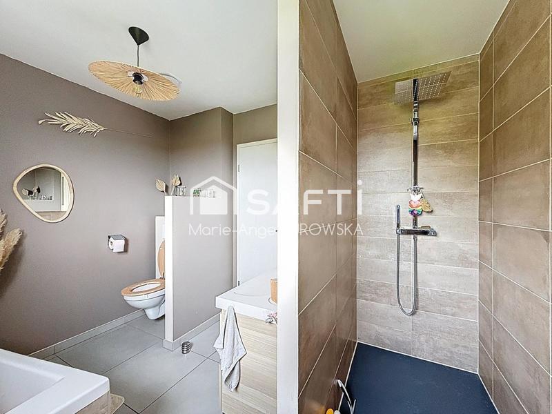 Maison - 122 m² - 6 pièces