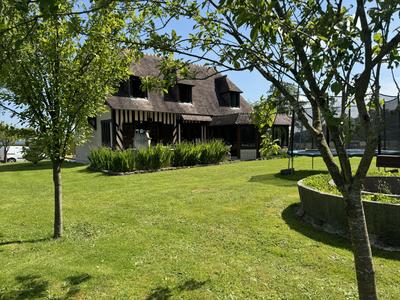 Maison - 141 m² - 6 pièces