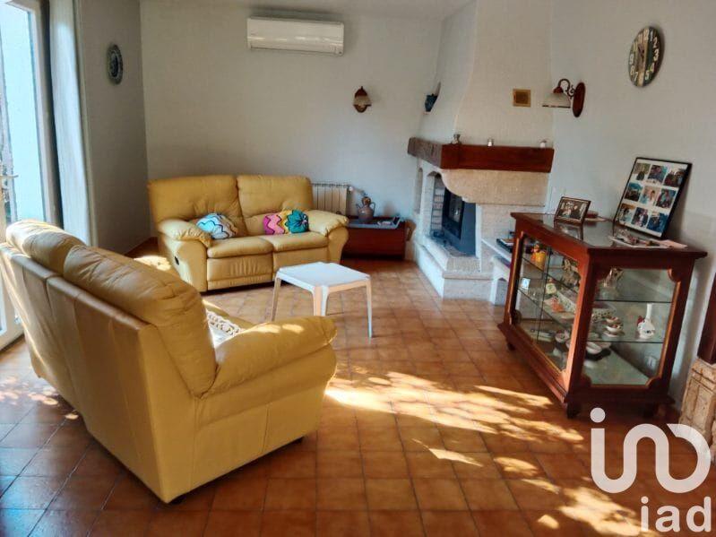 Maison - 98 m² - 5 pièces