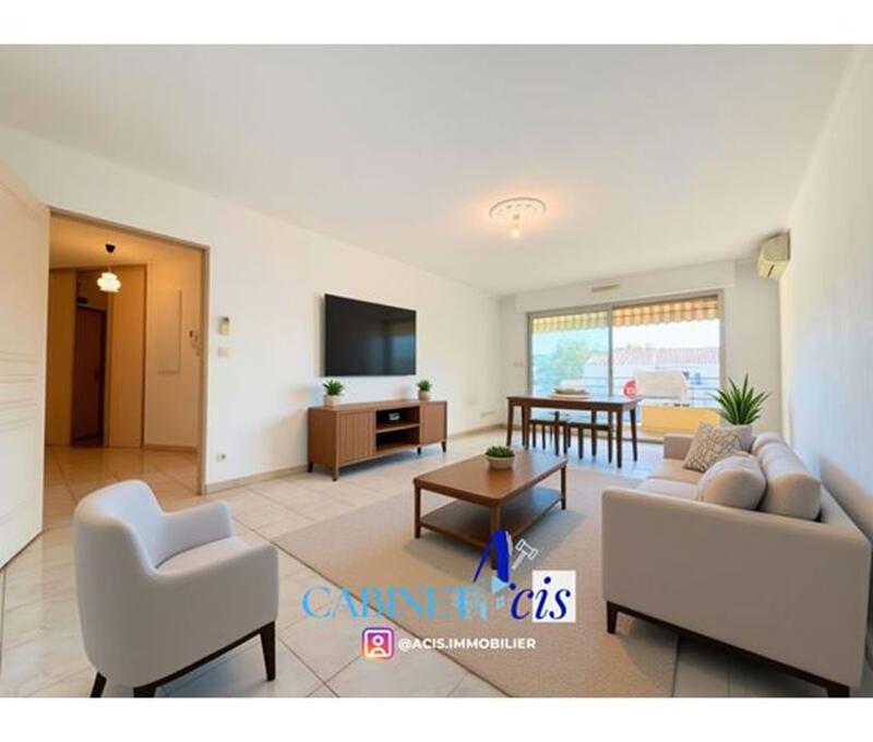 Appartement - 100 m² - 4 pièces