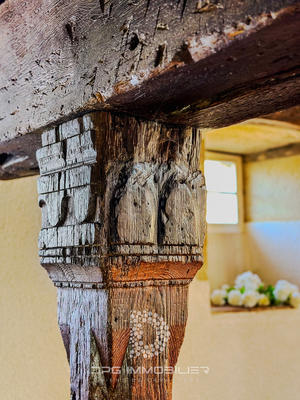 Maison de village - 310 m² - 14 pièces