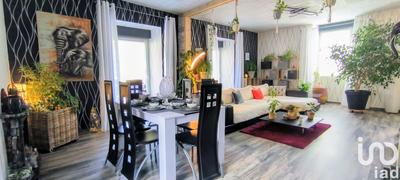 Maison - 243 m² - 15 pièces