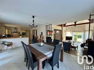 Maison - 170 m² - 6 pièces