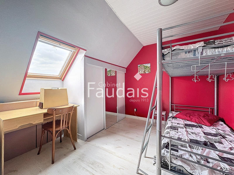 Maison - 141 m² - 7 pièces