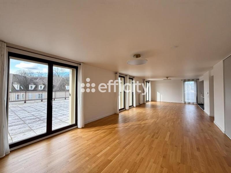 Appartement - 154 m² - 7 pièces