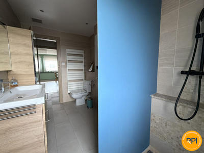 Appartement - 157 m² - 5 pièces