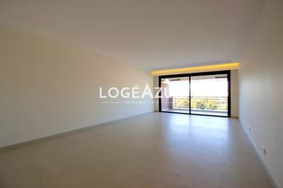 Appartement - 92 m² - 3 pièces