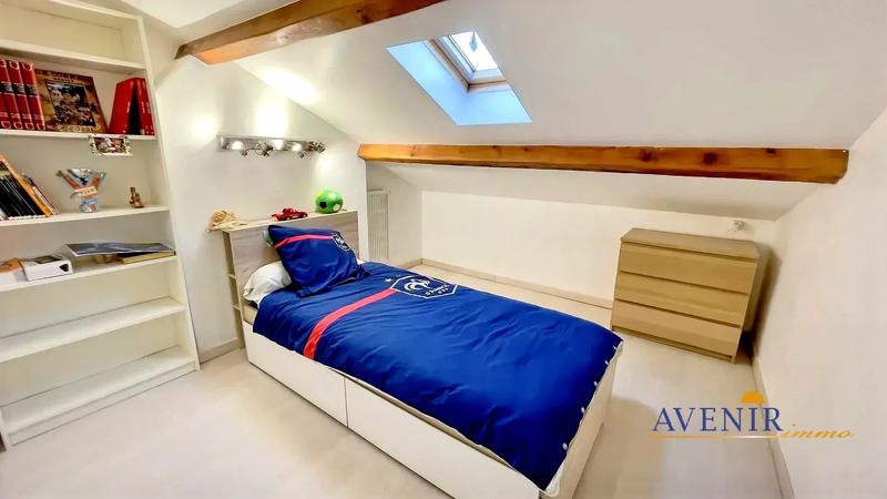 Maison - 84 m² - 5 pièces