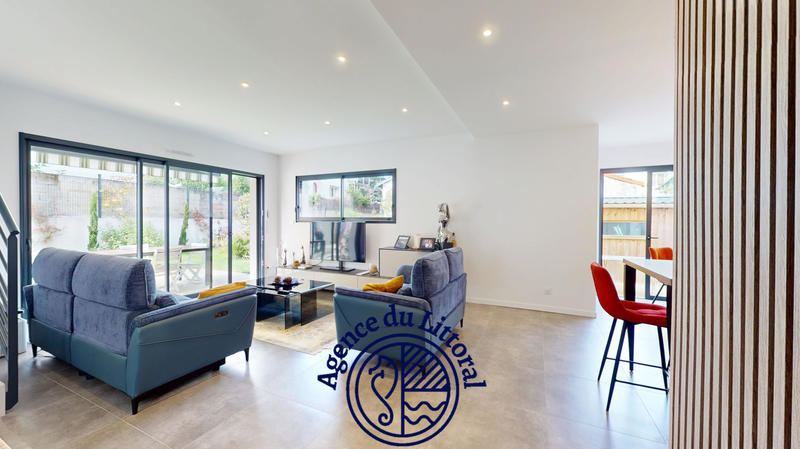 Maison - 103 m² - 4 pièces