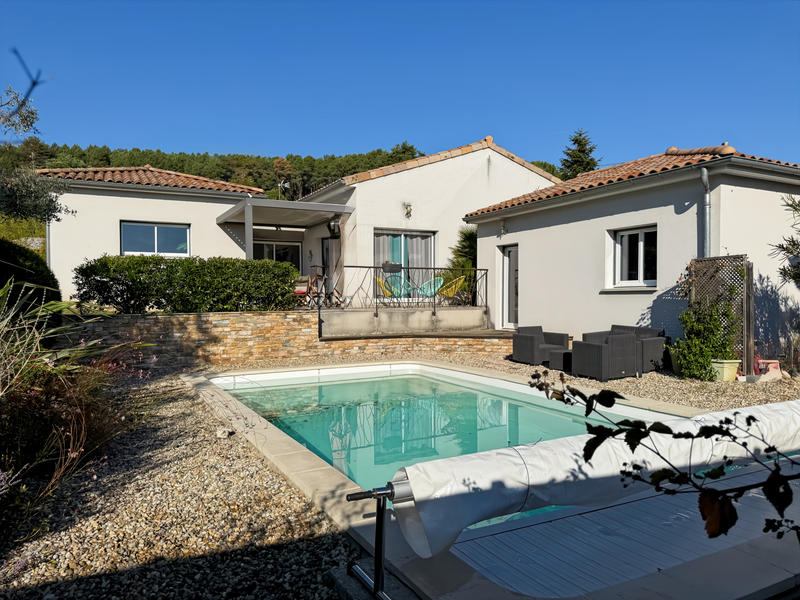 Maison - 136 m² - 5 pièces