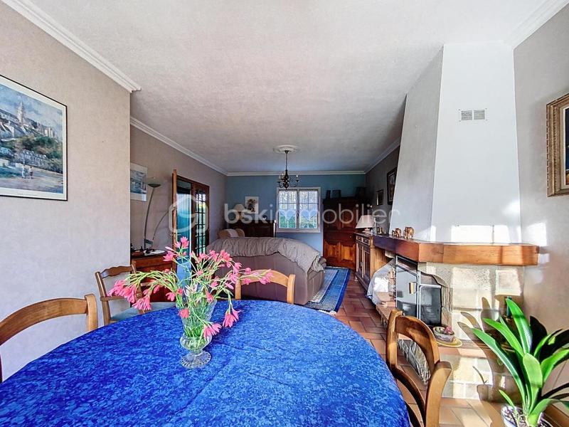 Maison ancienne - 135 m² - 6 pièces