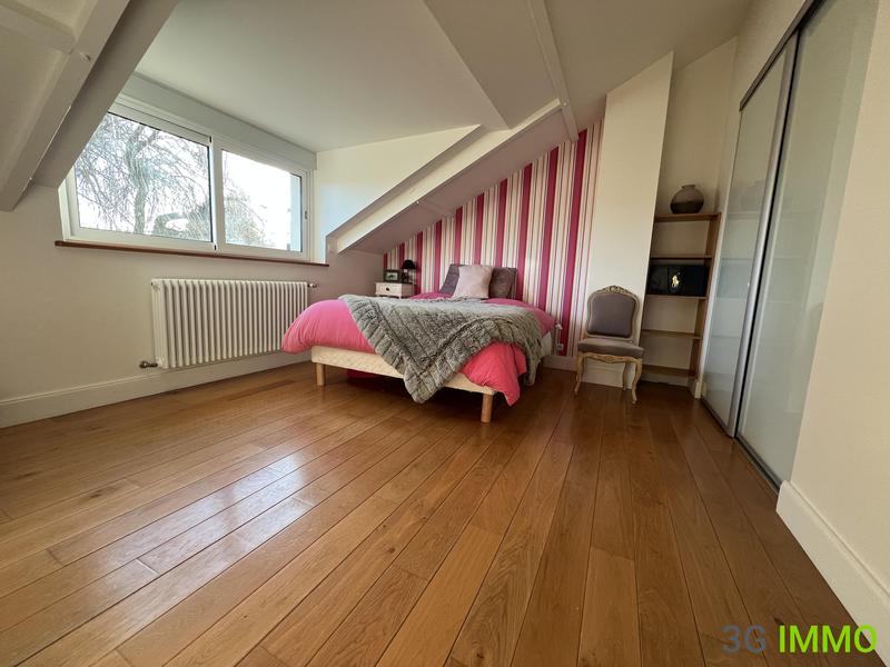 Maison contemporaine - 190 m² - 8 pièces