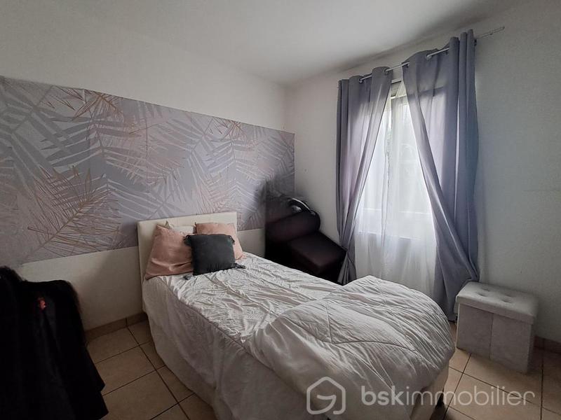 Maison traditionnelle - 213 m² - 12 pièces