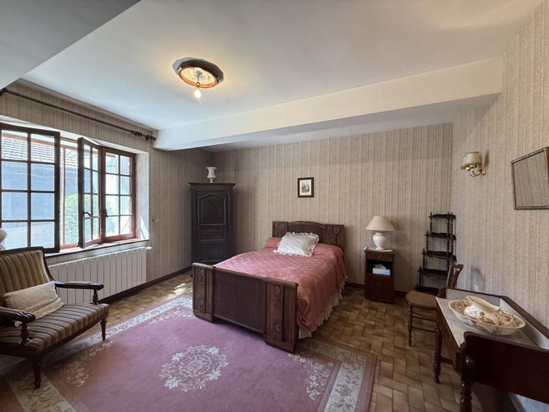 Maison de ville - 225 m² - 8 pièces