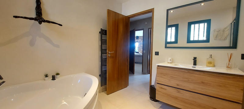 Mas - 160 m² - 5 pièces