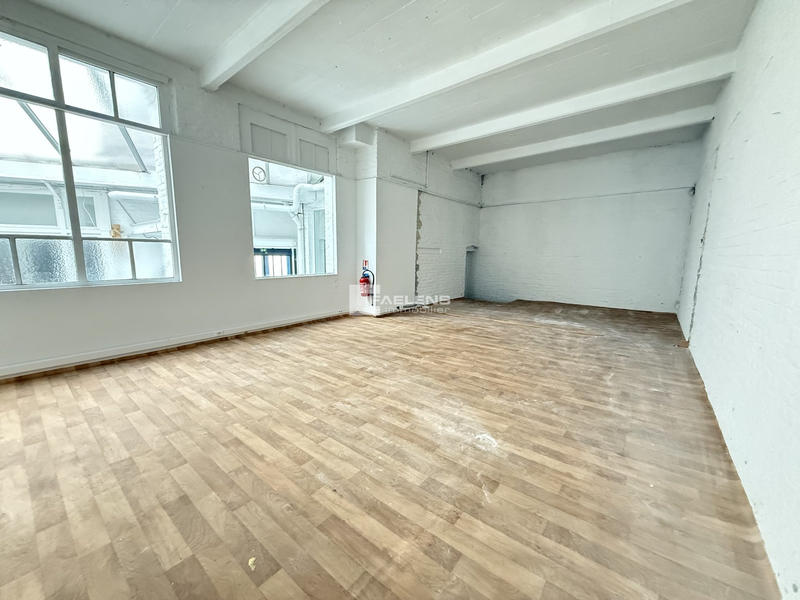 Local commercial - 378 m²