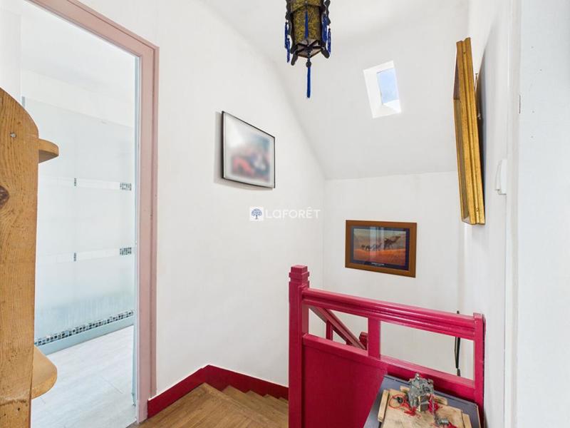 Maison - 101 m² - 5 pièces