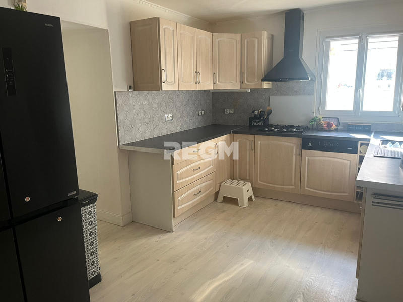 Maison - 142 m² - 6 pièces