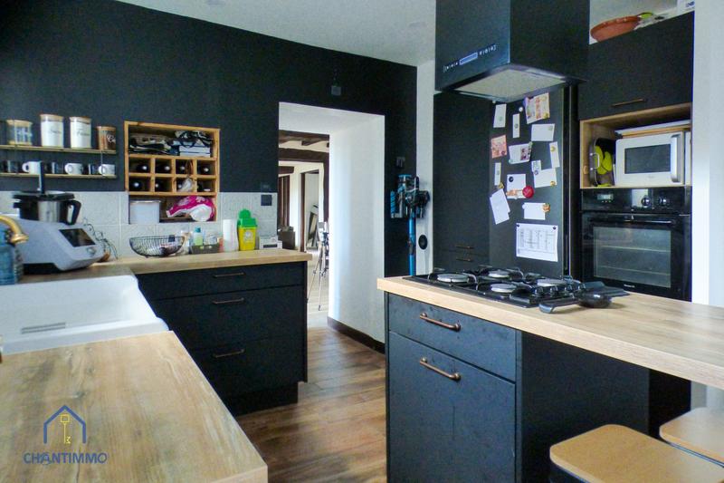 Maison ancienne - 205 m² - 8 pièces