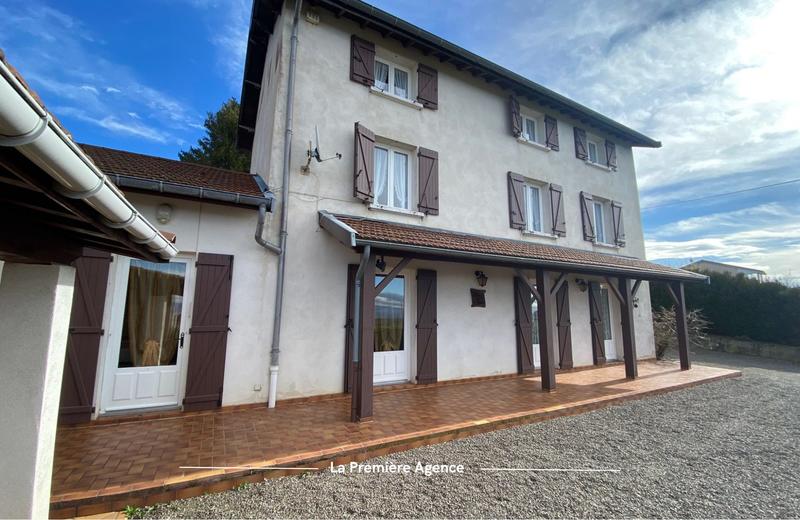Maison - 185 m² - 8 pièces