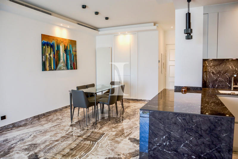 Appartement - 110 m² - 3 pièces