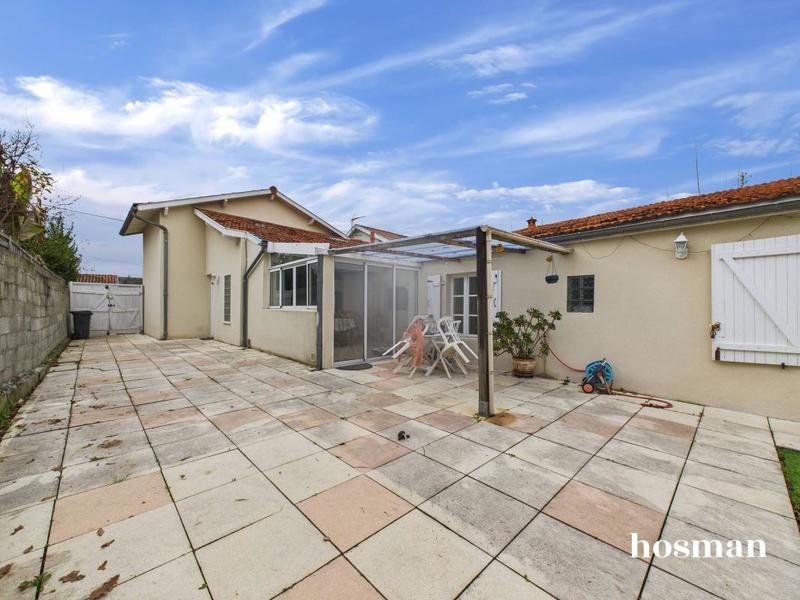 Maison - 107 m² - 6 pièces