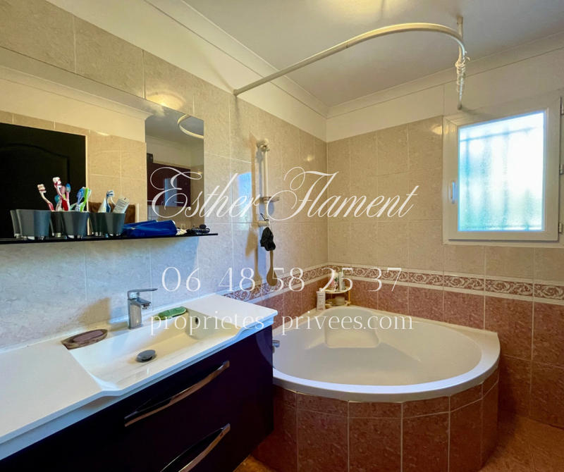 Maison - 103 m² - 5 pièces