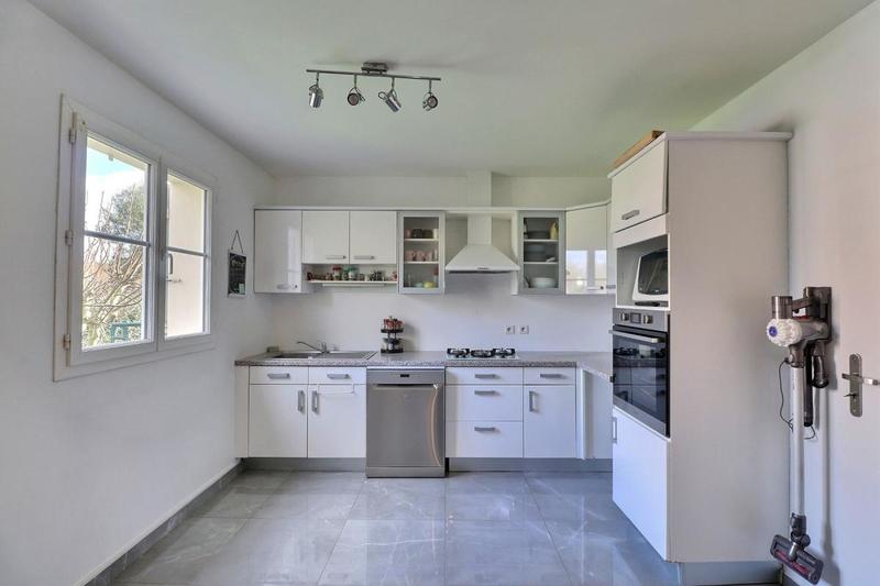 Maison - 101 m² - 5 pièces