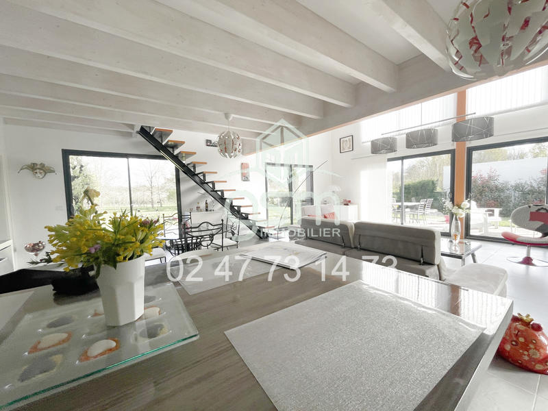 Maison - 166 m² - 5 pièces