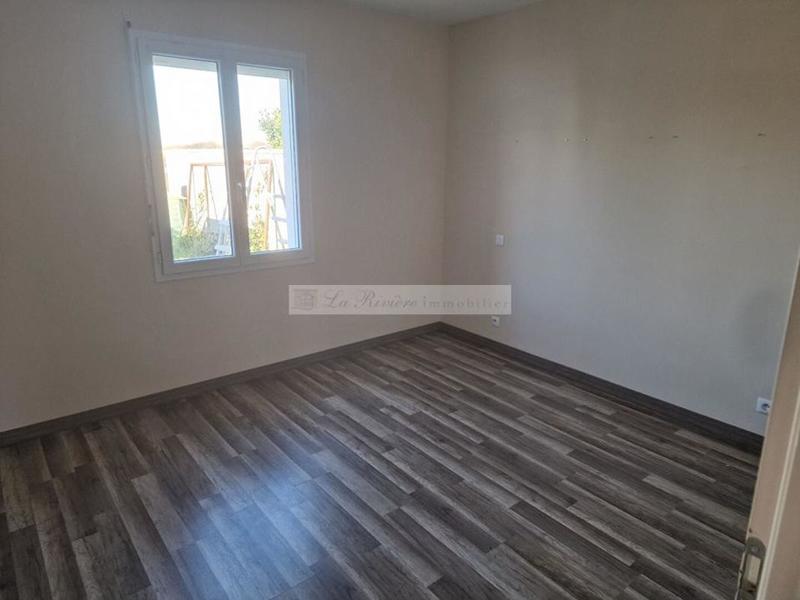 Pavillon - 90 m² - 5 pièces