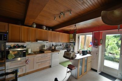 Maison - 137 m² - 7 pièces